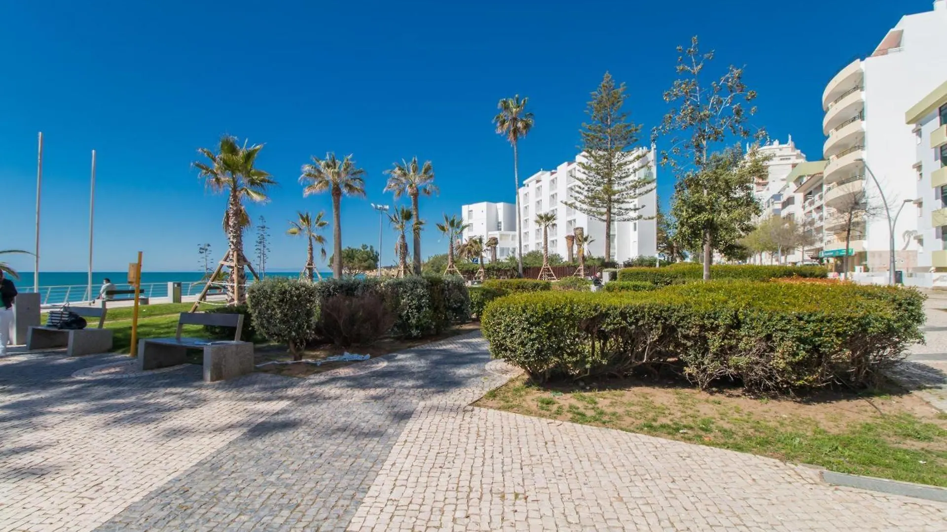 Sol E Mar Apartment Armacao de Pera Portugal